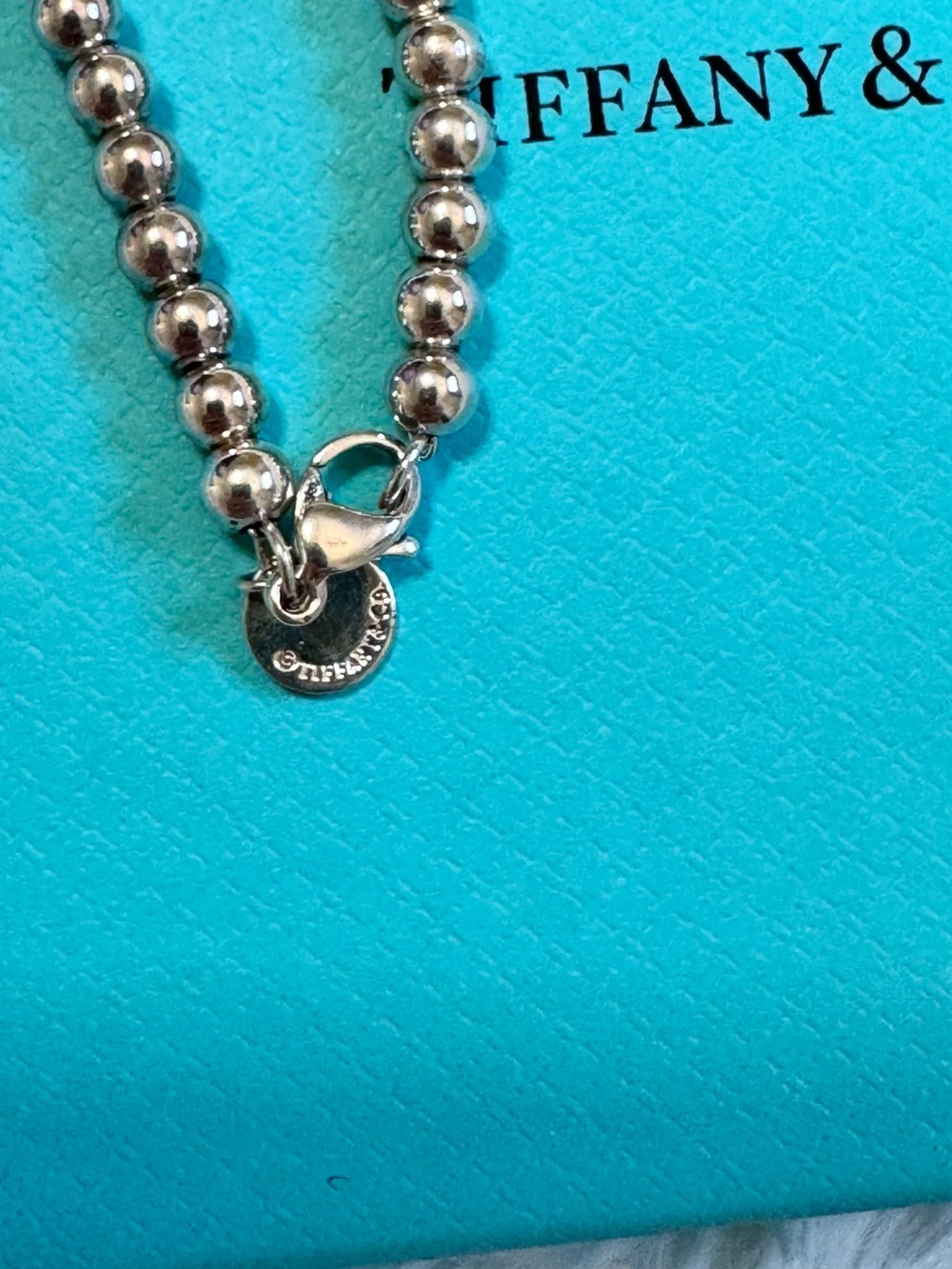 Tiffany & Co. Silver Heart Tag Bead Necklace with Signature Blue Pouch - Picture 4 of 4